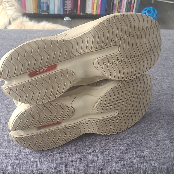 FENTY by Puma Women’s Cream High-Top Sneakers - Picture 5 of 6